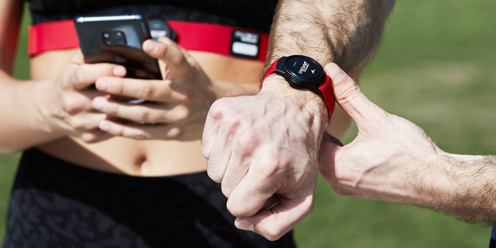 Wrist heart rate online monitor peloton